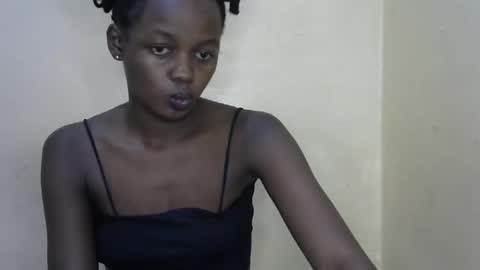queen_banice online show from January 11, 2026, 10:37 pm