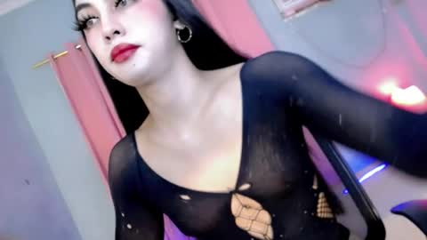 queen_danaya online show from July 21, 2026, 12:13 am