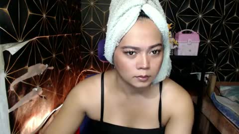 queen_ennah online show from January 7, 2025, 8:13 am