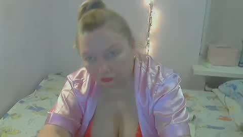 queen_jane8 online show from December 18, 2024, 7:41 pm