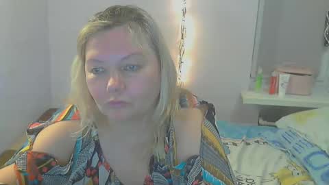 queen_jane8 online show from March 3, 2025, 4:24 pm