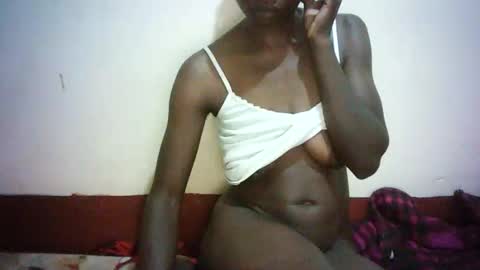 Snapshot of queen_joan chatting on February 22, 2025, 3:23 am queen_joan online show from February 22, 2025, 3:23 am