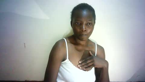 Snapshot of queen_joan chatting on February 27, 2025, 5:04 pm queen_joan online show from February 27, 2025, 5:04 pm