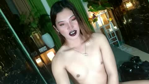 Kendal  online here from 6am-3pm philippine time online show from November 28, 2025, 10:12 pm