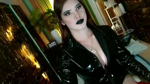 Snapshot of queen_kendalx19 chatting on June 3, 2026, 10:15 pm Kendal online here from 6am-3pm philippine time online show from June 3, 2026, 10:15 pm