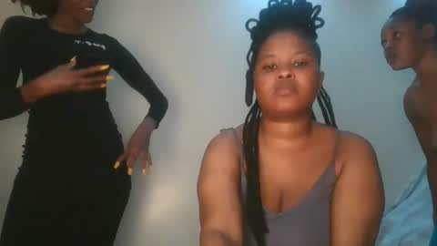 Queen kikih online show from February 10, 2026, 2:32 pm