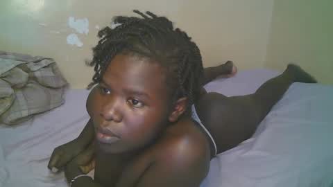 queen_latasha online show from April 11, 2026, 7:45 am