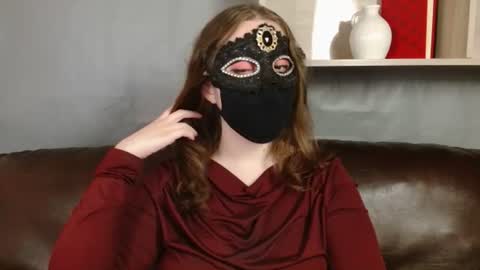 Snapshot of queen_nora chatting on June 21, 2026, 10:01 pm Nora online show from June 21, 2026, 10:01 pm