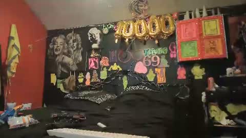 Snapshot of queen_splashh_420 chatting on July 10, 2026, 2:27 am Queen Splashh420 online show from July 10, 2026, 2:27 am