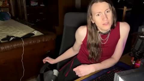 Aria TLoak online show from March 9, 2026, 6:39 am