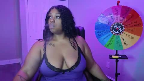 Queen Cherise Roze online show from January 15, 2026, 1:16 pm