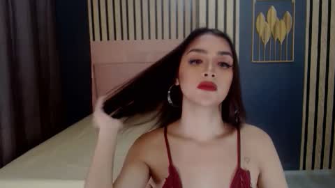 queenemeraldts online show from January 10, 2025, 2:04 am