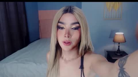 queenemeraldts online show from September 21, 2025, 10:50 am