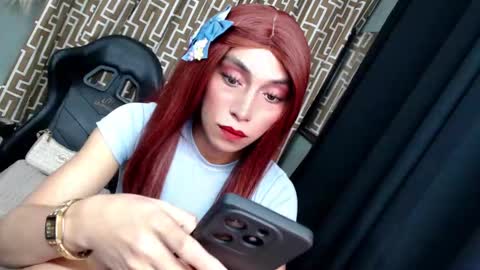 Snapshot of queenfoxylady chatting on November 25, 2025, 5:46 pm just call me QUEEN and ill be there online show from November 25, 2025, 5:46 pm