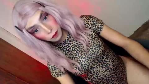 Snapshot of queenfoxylady chatting on January 12, 2026, 4:56 pm just call me QUEEN and ill be there online show from January 12, 2026, 4:56 pm