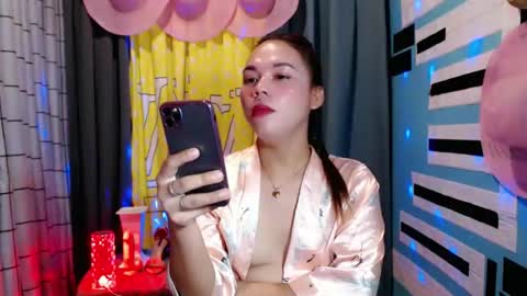 queenlust381213 online show from December 11, 2024, 12:23 pm