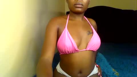 Snapshot of queenmavela_ chatting on June 7, 2026, 11:14 am queenmavela_ online show from June 7, 2026, 11:14 am