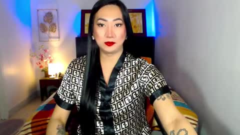 Snapshot of queenmistressts chatting on February 15, 2025, 12:54 pm QUEEN online show from February 15, 2025, 12:54 pm