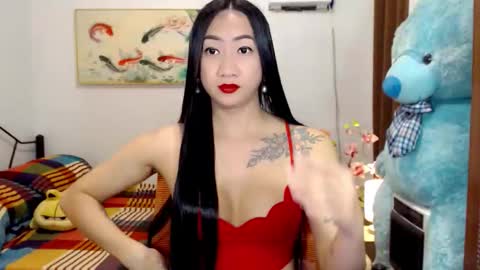 Snapshot of queenmistressts chatting on December 3, 2025, 7:38 am QUEEN online show from December 3, 2025, 7:38 am