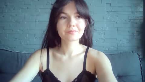 Snapshot of queenofmodels chatting on November 23, 2025, 1:11 pm QueenOfModels online show from November 23, 2025, 1:11 pm