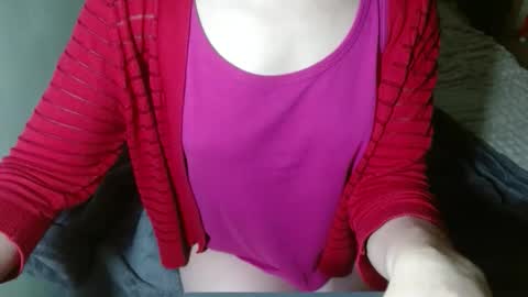 queenoftenderness online show from February 19, 2026, 7:10 pm