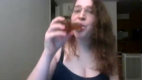 queenofthenights online show from March 20, 2026, 10:14 pm