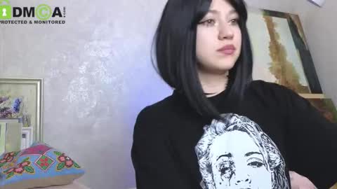     follow my new insta  online show from September 23, 2025, 5:49 pm