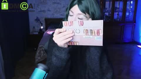     follow my new insta  online show from December 20, 2025, 3:52 pm