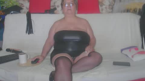 QueenPammy online show from September 29, 2025, 4:50 am