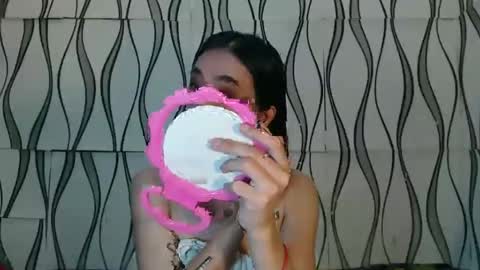 Paula watson online show from December 4, 2024, 11:30 am