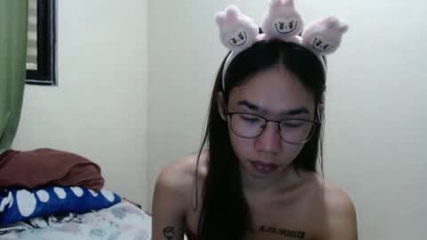 Paula watson online show from November 9, 2025, 4:55 am