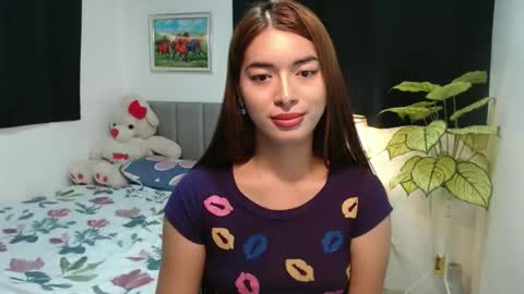 QueenPinay69 online show from September 12, 2025, 3:01 pm