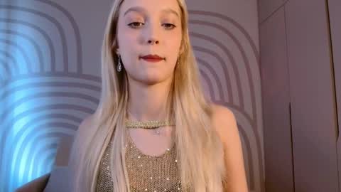 Serena XoXo online show from June 4, 2026, 1:17 pm