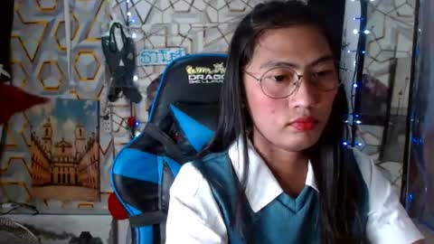 queensteffi online show from July 30, 2026, 4:28 pm