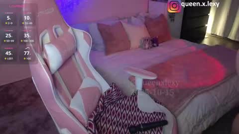 queenx_lexy online show from October 16, 2025, 7:04 pm