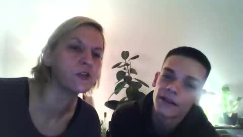 bi is from billy online show from April 3, 2026, 6:06 pm