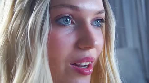 Snapshot of quennaedger chatting on March 8, 2025, 9:50 am Fiona online show from March 8, 2025, 9:50 am