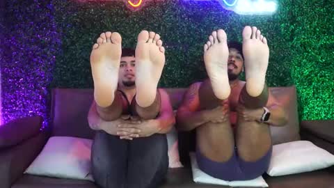 querhyussavagestuds online show from February 25, 2026, 9:57 pm