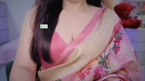 Snapshot of quest_queen chatting on July 27, 2026, 3:52 pm zaara online show from July 27, 2026, 3:52 pm