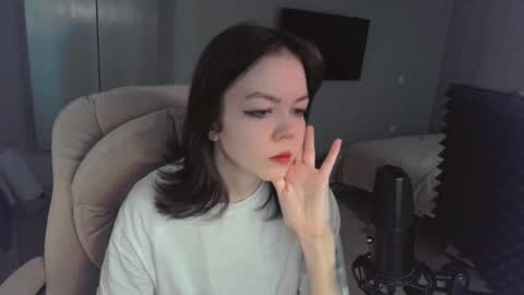 quietluxury online show from April 12, 2026, 11:26 am