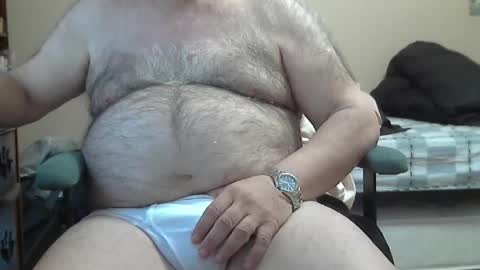 Snapshot of quietnshy2 chatting on May 7, 2026, 4:23 pm quietnshy2 online show from May 7, 2026, 4:23 pm