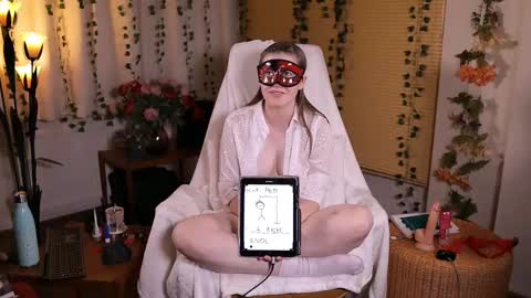 QuinnMonroe online show from February 20, 2025, 11:43 pm