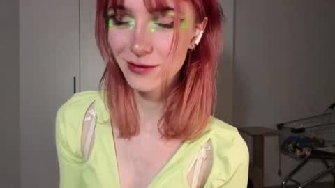 Snapshot of quyenpollio chatting on July 20, 2026, 3:03 pm Lana Pollio online show from July 20, 2026, 3:03 pm