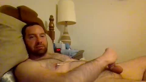 qwertyuiop1357900 online show from December 4, 2025, 5:28 am