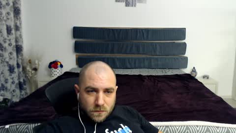 R0bila online show from January 29, 2025, 11:56 pm