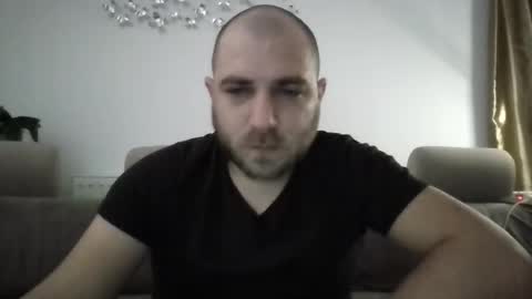 R0bila online show from March 12, 2025, 7:02 am