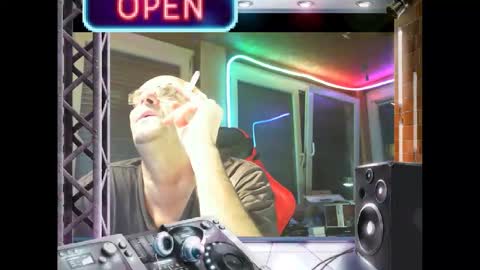 dj mike online show from January 10, 2025, 10:57 pm