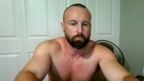 r_shackleford24 online show from July 3, 2026, 5:41 pm
