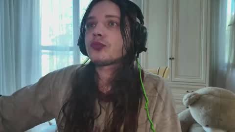 rabbitboyy online show from September 13, 2025, 9:20 am