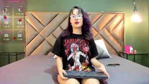 Snapshot of rache_roth chatting on July 18, 2026, 10:13 pm Rachel online show from July 18, 2026, 10:13 pm